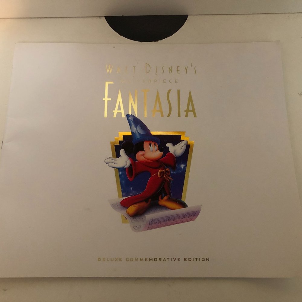 Walt Disney's Masterpiece Fantasia Deluxe Commemorative Edition Booklet 1991USED